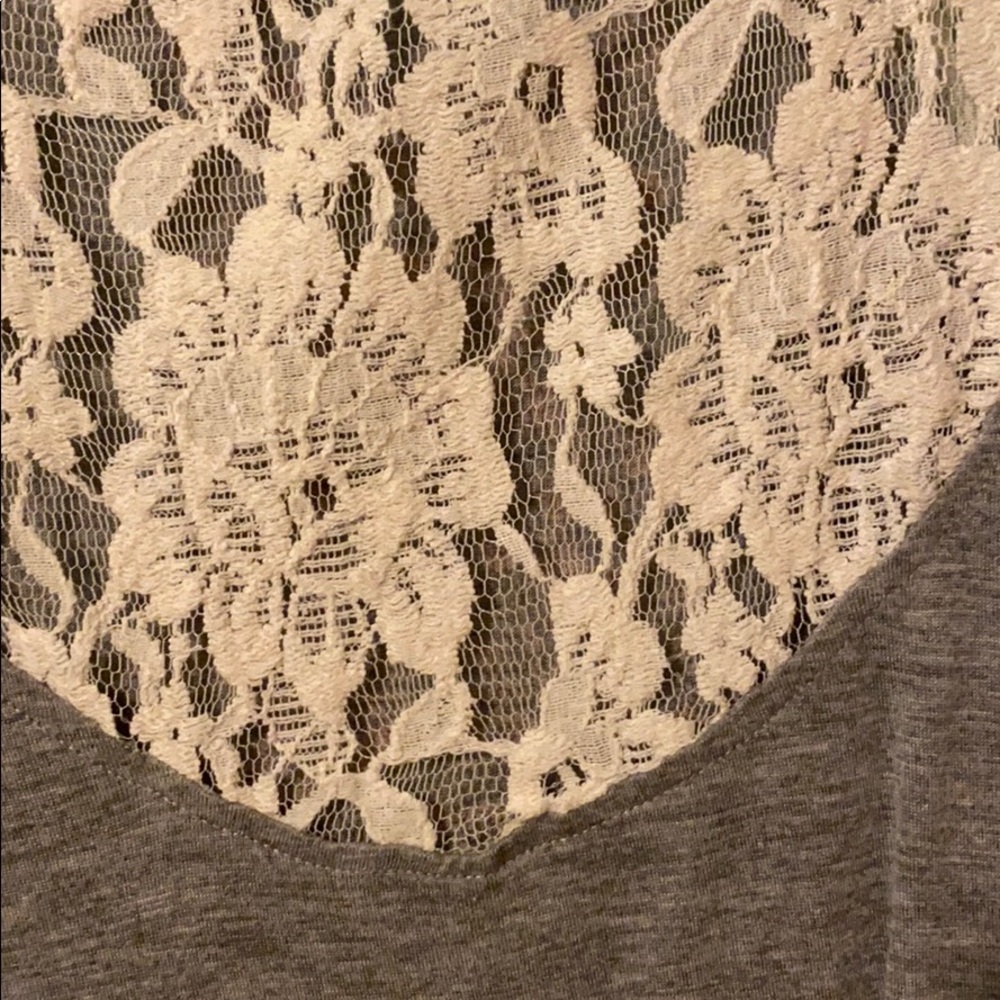 Sleeveless Top - Picture 5 of 5